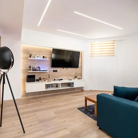 The Infinities * Kos Town