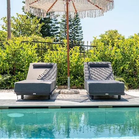 The Infinities Kos-stad